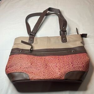 Great American 100% Cow Hide Leather.